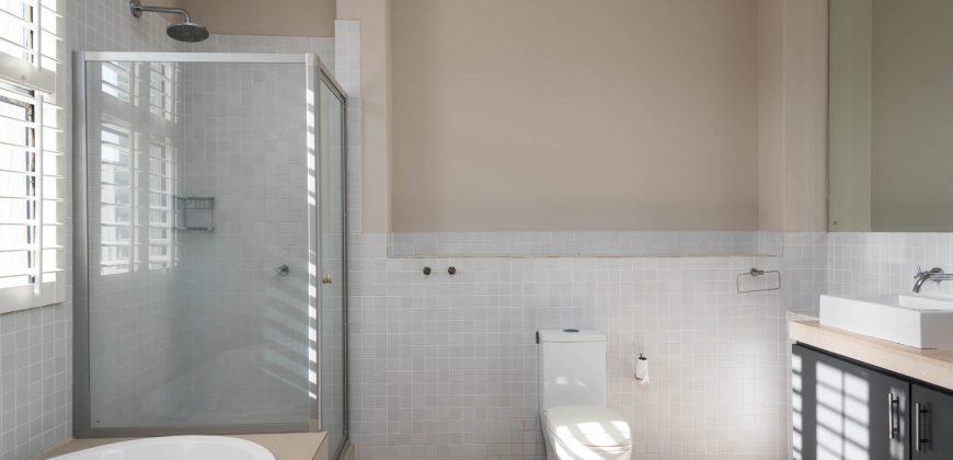 Penthouse for Rent in Dunkirk Estate